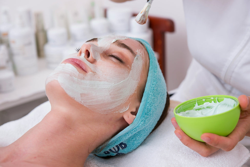 Skincare for Sensitive Skin – Gentle & Effective Solutions